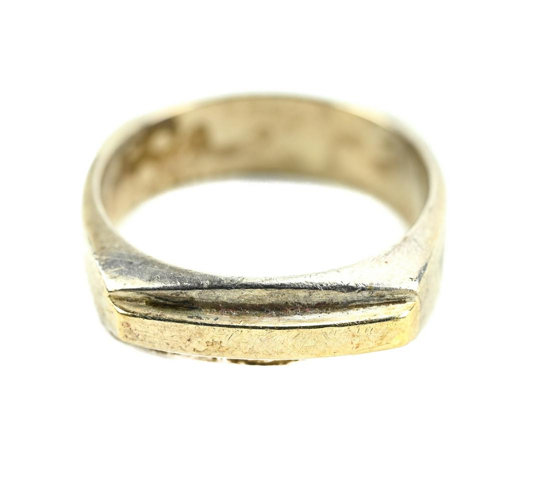 Vintage Sterling Silver & 18kt Yellow Gold Ring: Vintage Sterling Silver & 18kt Yellow Gold Ring. Hallmarked 925 and 18K.