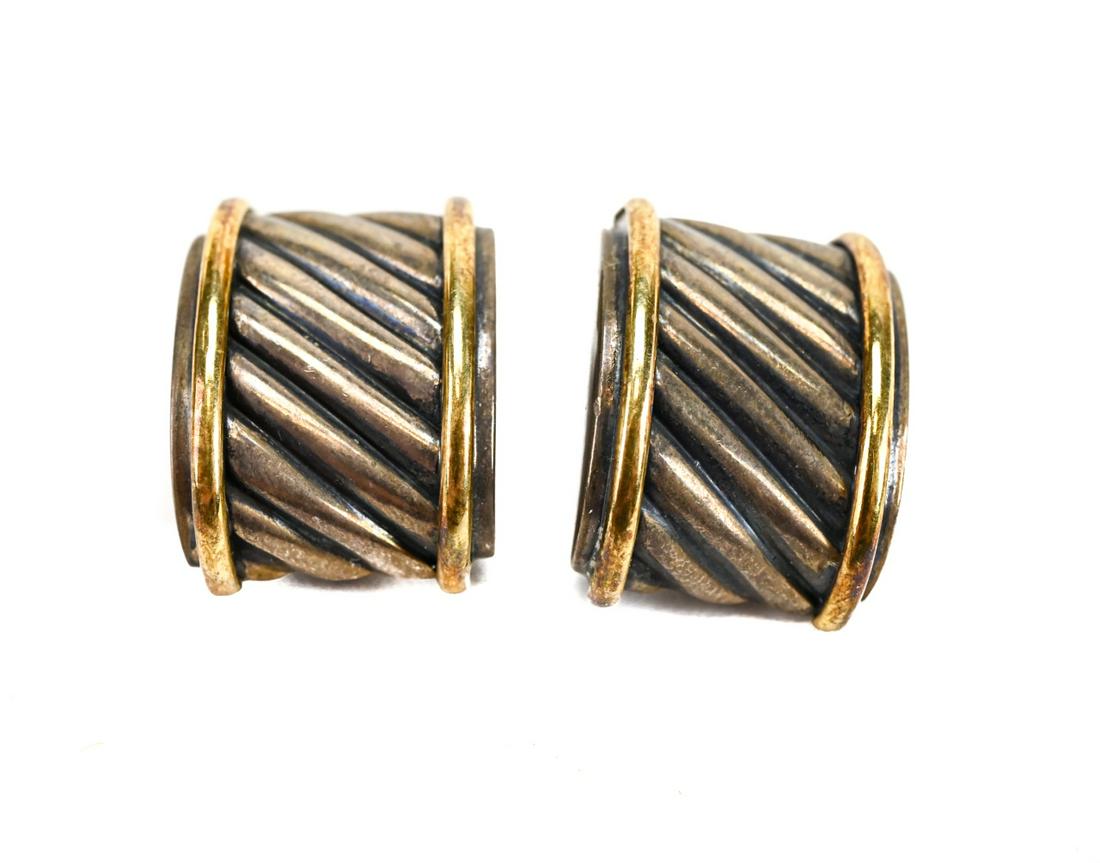 David Yurman 18kt Gold & Sterling Pair Earrings: David Yurman 18kt Gold & Sterling Pair Earrings. Signed and hallmarked. Each measures .75 of an inch in length.