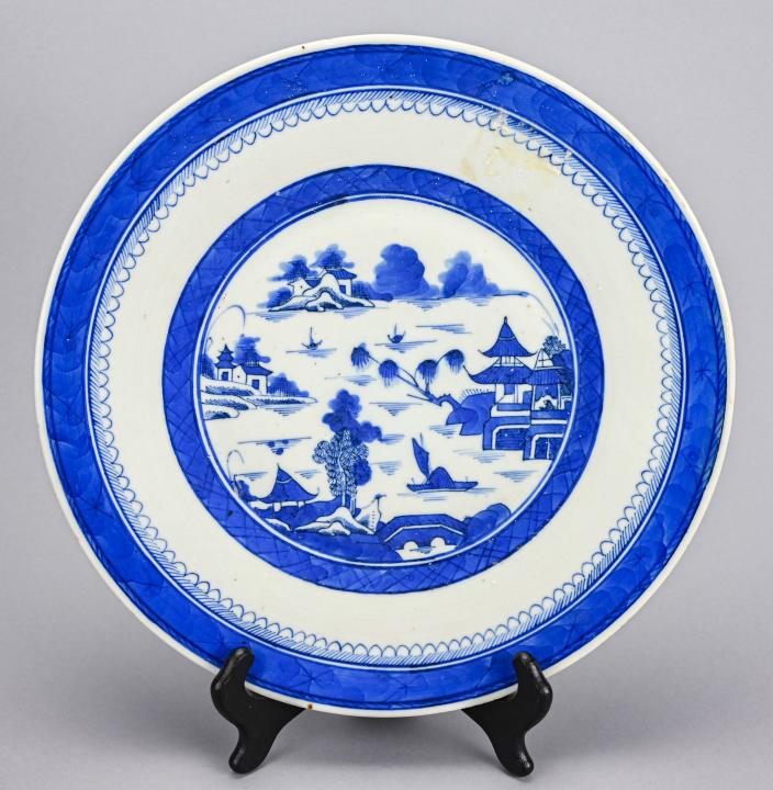 Chinese Export Canton Ware Blue & White Plate (1 of 7)