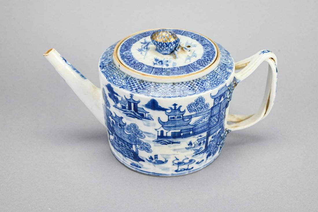 Antique Chinese Blue & White Porcelain Tea Pot (1 of 7)