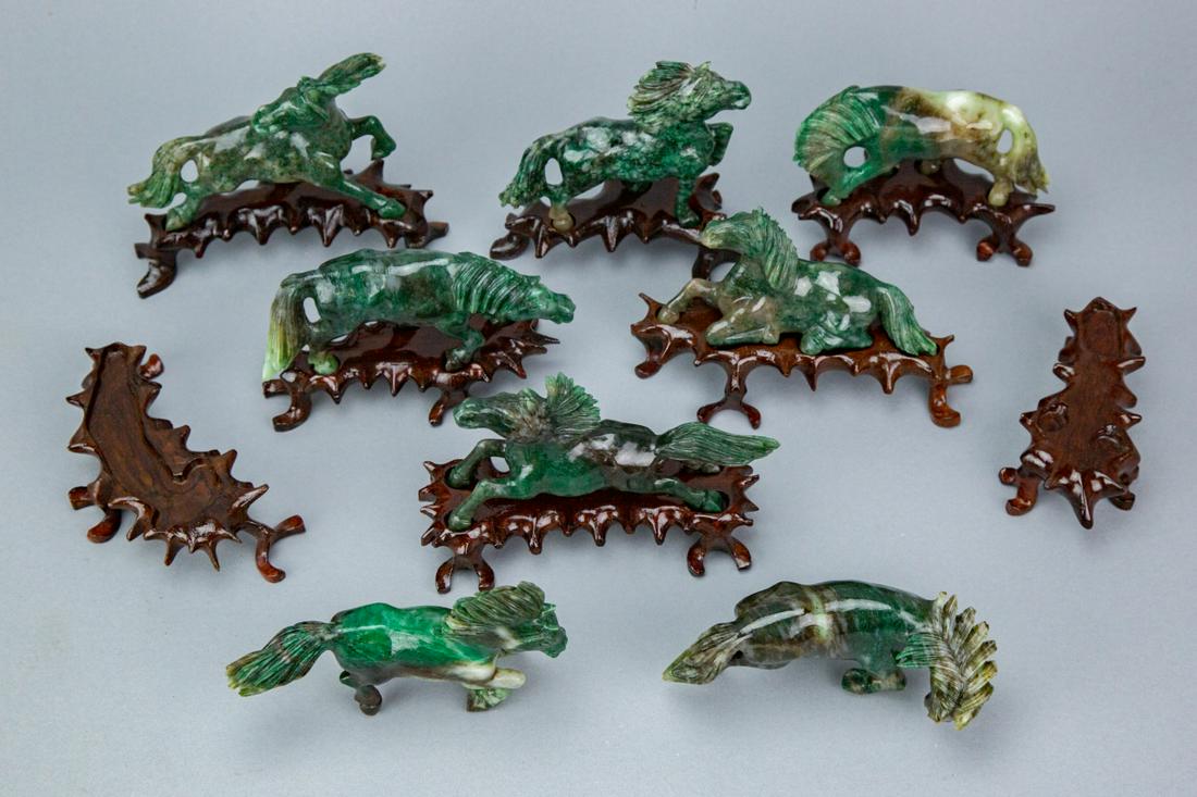 8 Chinese Agate Stone Hand Carved Horse Statues (1 of 7)