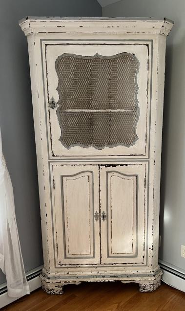 French Country Provencal Style Corner Cabinet (1 of 5)