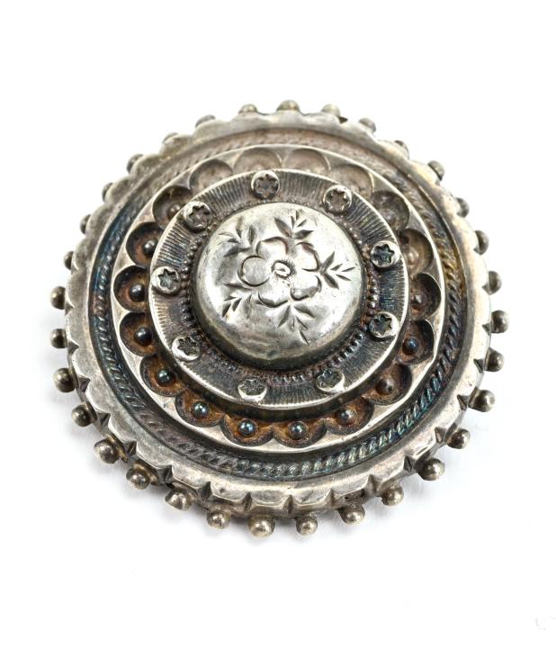 Antique 19th C Sterling Silver Mourning Locket: Antique 19th C Sterling Silver Mourning Locket Necklace Pendant. Sterling silver with round glass panel back. Measures 1.5 inches in diameter.