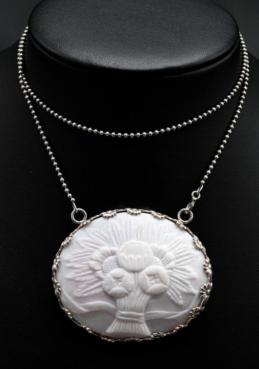 Hand Carved Sea Shell Cameo & Sterling Necklace (1 of 7)
