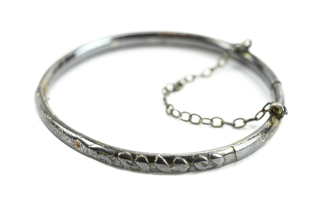 Antique Sterling Silver Child Size Hinged Bangle (1 of 8)