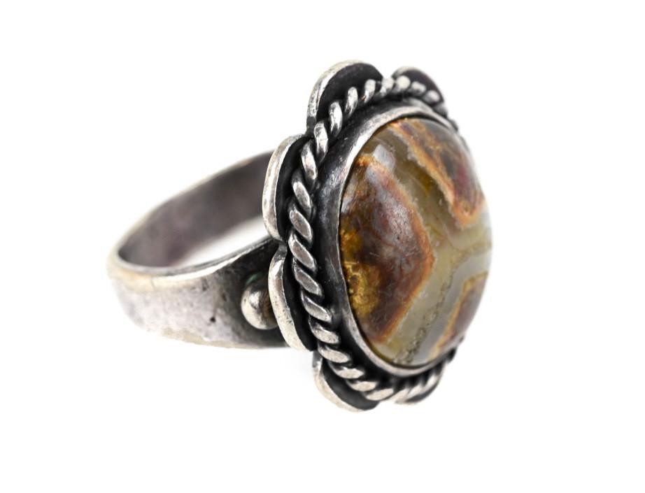 Native American Sterling & Agate Cabochon Ring (1 of 6)