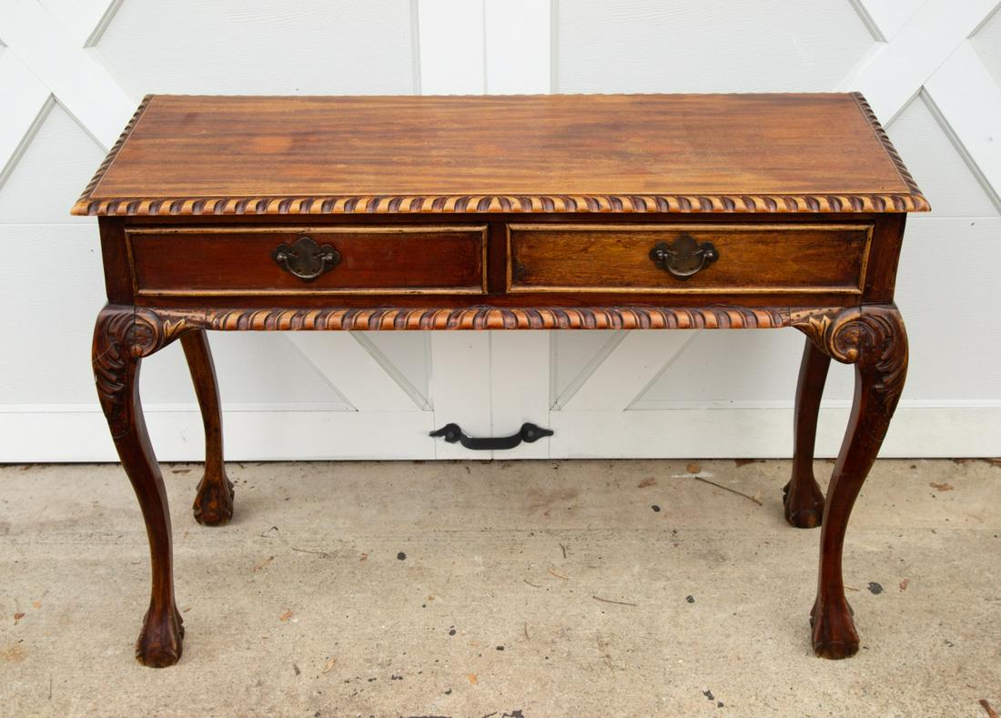 Chippendale Style Serpentine Writing Desk (1 of 5)
