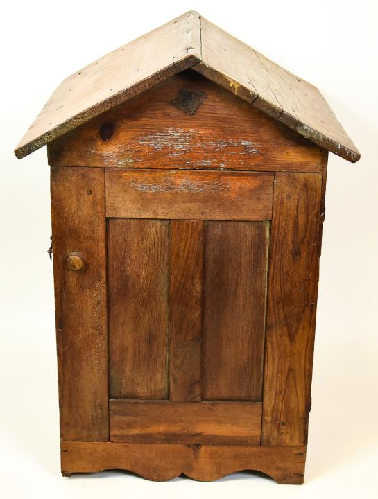 Antique Pine Chicken Coop Feeder (1 of 10)