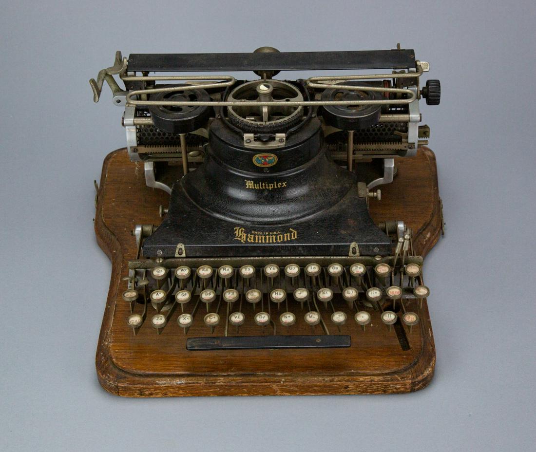 Antique Hammond Multiplex Typewriter circa 1915 (1 of 7)