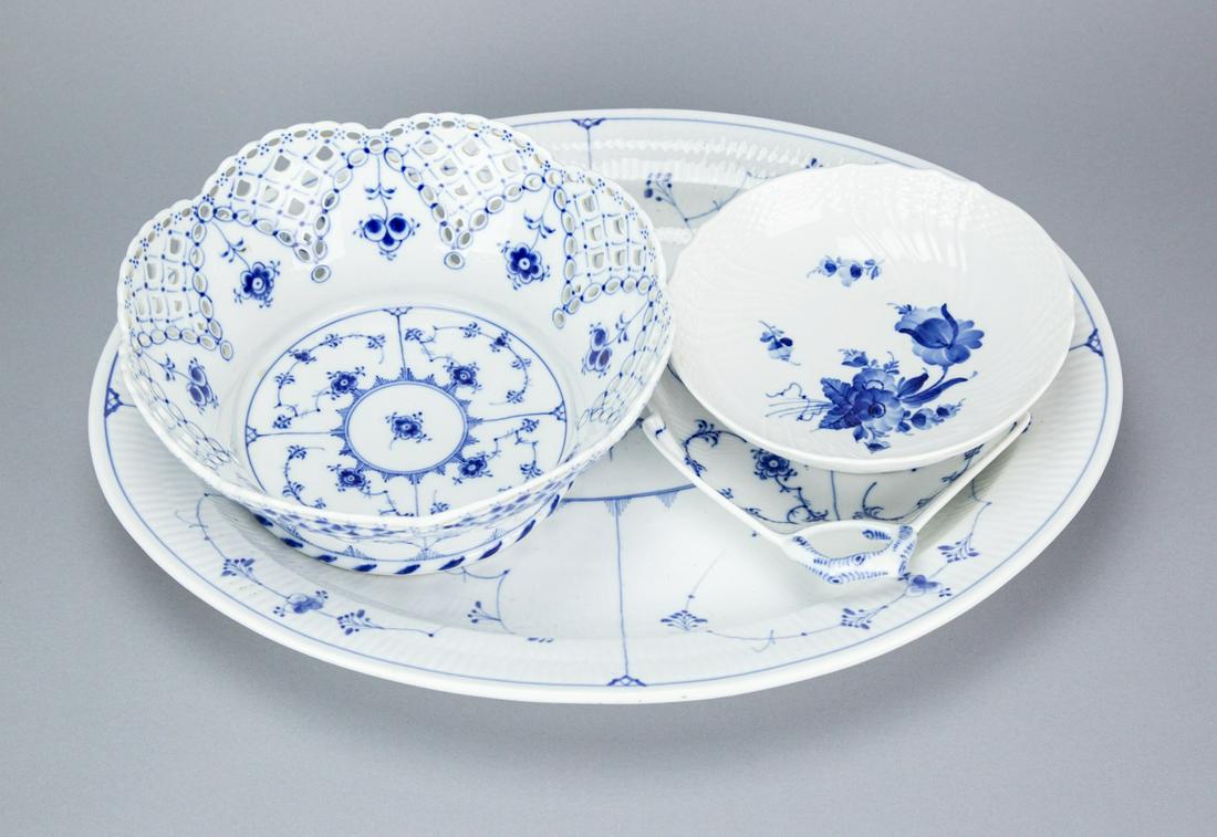 Royal Copenhagen Blue Onion Serving Pieces (1 of 7)