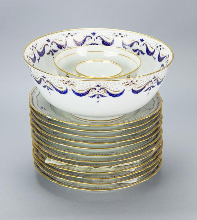 Antique Chinese Export Porcelain Plates & Bowls (1 of 8)