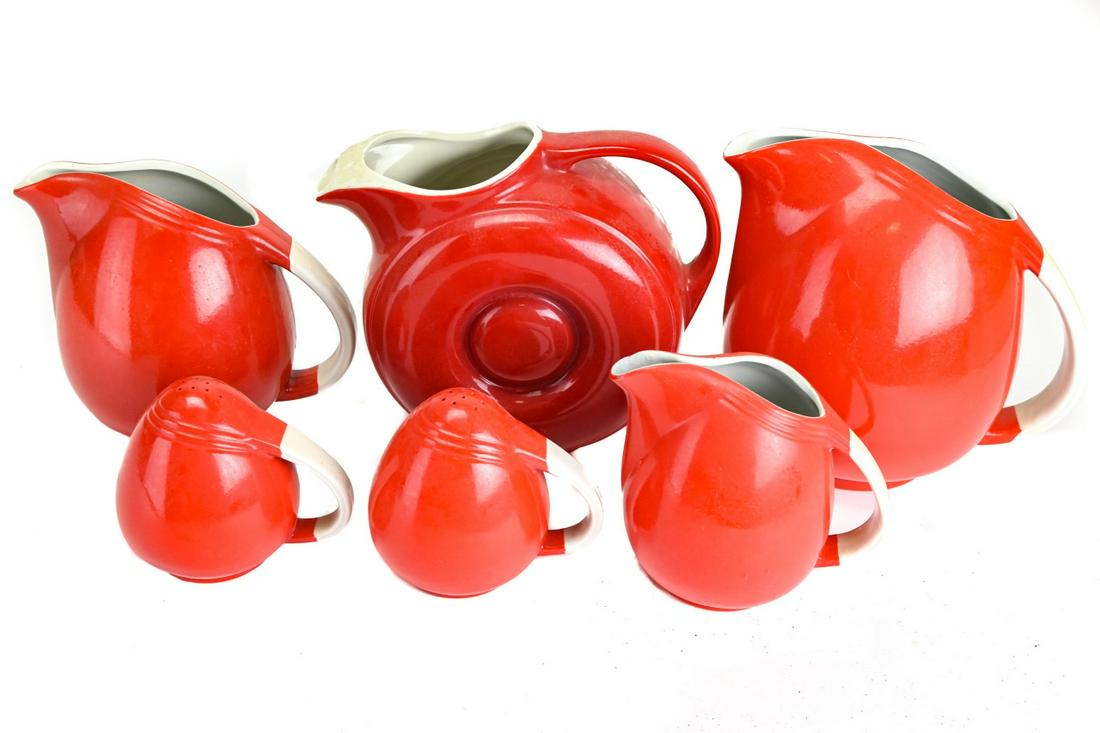 4 Hall USA Red Pottery Pitchers & 2 Shakers (1 of 8)