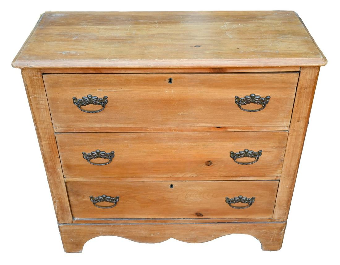 Vintage Pine Three Drawer Chest (1 of 8)