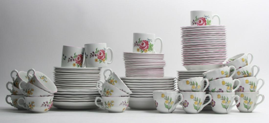 Spode Marlborough Sprays Dinner Service (1 of 8)