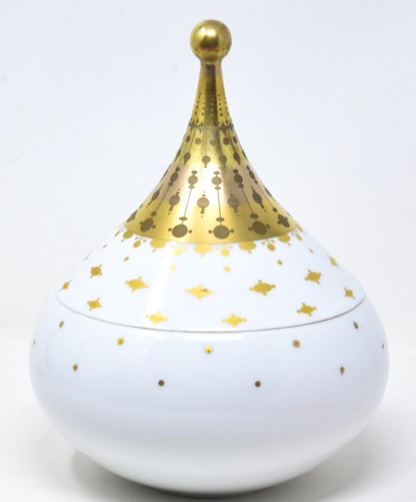 Rosenthal Bjorn Winblad Studio Line Lidded Box: Rosenthal Bjorn Winblad Studio Line Lidded Box - With gold decoration. Fully hallmarked and numbered on the bottom. Approximately 6 x 11 inches