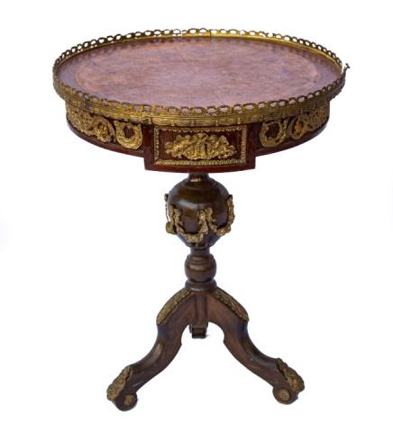 French Louis Revival Style Round Gilded Side Table (1 of 5)