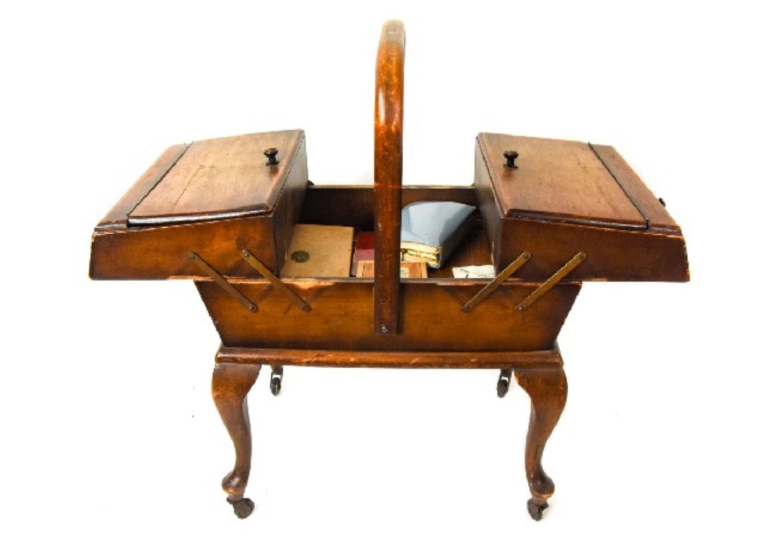 Antique Sewing Box Complete with Accessories (1 of 5)