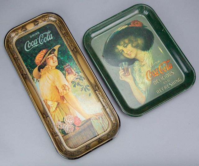 2 Vintage Coca Cola Advertisement Trays (1 of 8)