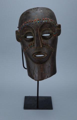 Antique Luba Mask w Inlaid Stone on Stand (1 of 8)