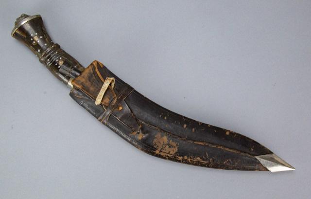 Antique Gurkha Kukri Knife in Leather Sheath (1 of 6)