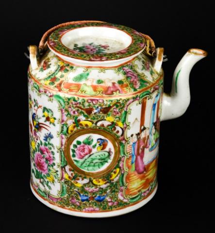 Antique Chinese Famille Rose Porcelain Teapot (1 of 10)