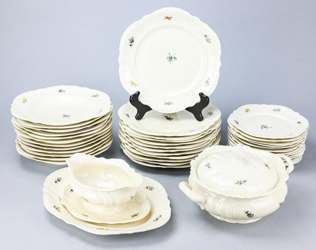 Rosenthal Porcelain "Victoria" Dinner Service 12: Rosenthal Porcelain "Victoria" Floral Dinner Service for 12. Includes 12 dinner plates, lunch plates, soup bowls and 3 serving pieces. Dinner plate measures 10 inches in diameter.
