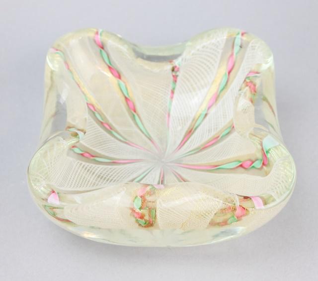 Vintage Murano Glass Italian Avem Bowl or Ashtray: Vintage Murano Glass Italian Avem Bowl or Ashtray. 3 inches x 6 inches x 6 inches.