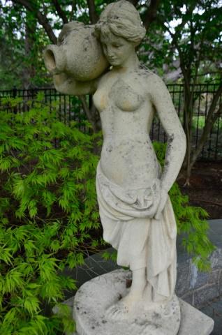 Greek Style Cast Stone Garden Statue w Pedestal (1 of 14)