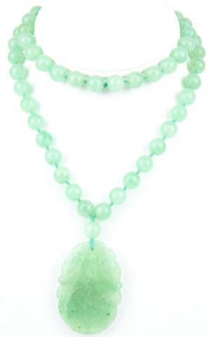 Green Jade Beaded Necklace Large Carved Pendant (1 of 6)
