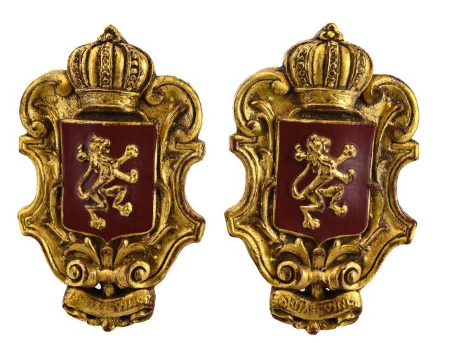 Hand Painted Florentine Style Wall Brackets Crest (1 of 8)