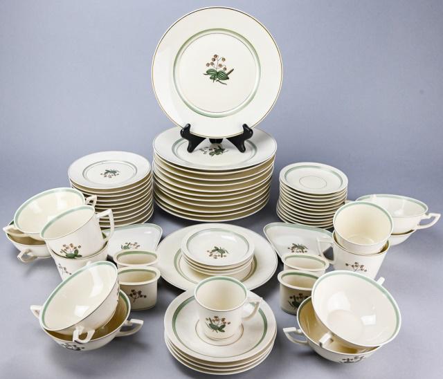 Royal Copenhagen China Service Lilly Pattern (1 of 14)