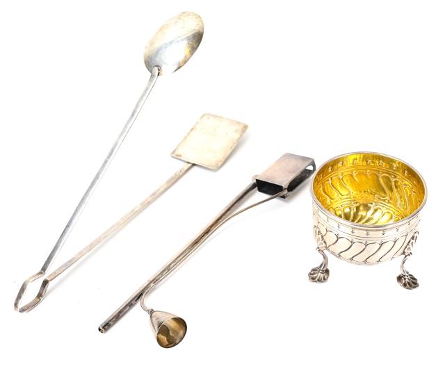 Assortment of Sterling Silver Table Top Items: Assortment of Sterling Silver Table Top Items. Includes footed sugar cup and two utensils.Largest measures 10 inches long. Approximately weight 9 oz. PLEASE NOTE THAT APPROXIMATE WEIGHT IS USEDTO DETE