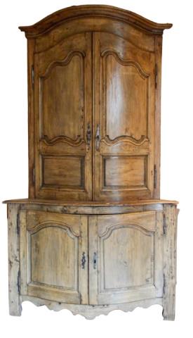 Louis XV Hand Carved Buffet with Facade (1 of 16)