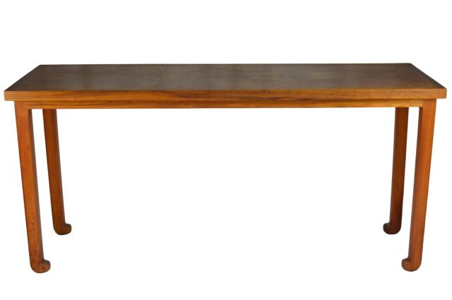 Mid Century Modern Console Table: Mid Century Modern Table. Table show some age and loss. Table sold as is.Measures 30.25 inches x 64 inches x 21 inches.