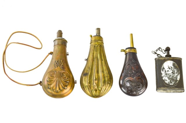 4 Antique Mixed Metal Powder Horns: 4 Antique Mixed Metal Powder Horns. Larger is 8 inches long.