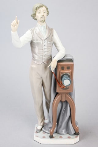 Lladro Porcelain Statue of Photographer (1 of 10)