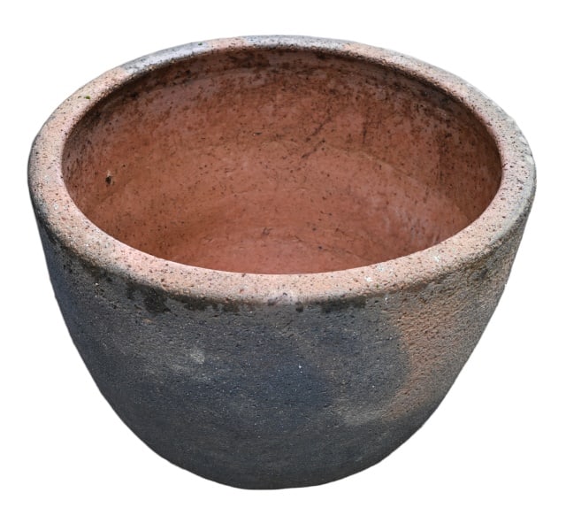 Round Large Coconut Palm Pot: Round Large Coconut Palm PotMeasures 20 inches x 28 inches x 28 inches.