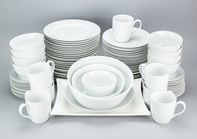 Pottery Barn Caterer's White Porcelain Dinner Set (1 of 6)