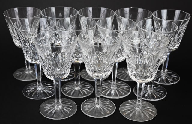 12 Waterford Crystal White Wine Glasses: 12 Waterford Crystal White Wine Glasses. Each measure 6 inches x 3 inches.