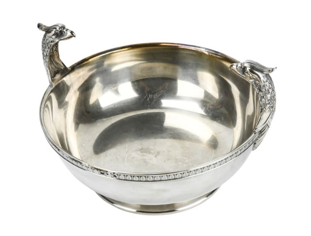 Christofle Limited Edition Malmaison Eagle Bowl: Vintage Christofle Limited Edition Malmaison Eagle Head Double Handle Silver Plate Bowl. 6 inches x 9 inches in diameter.