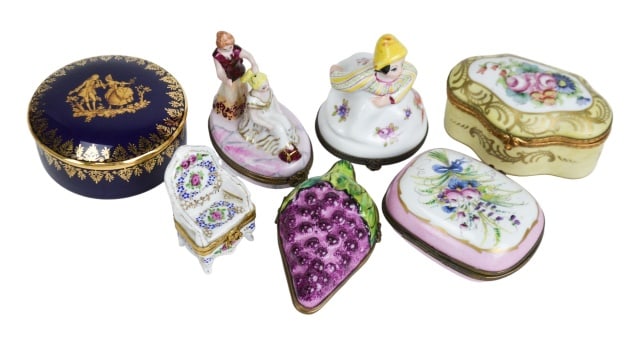Collection Limoges Porcelain Covered Trinket Boxes (1 of 20)