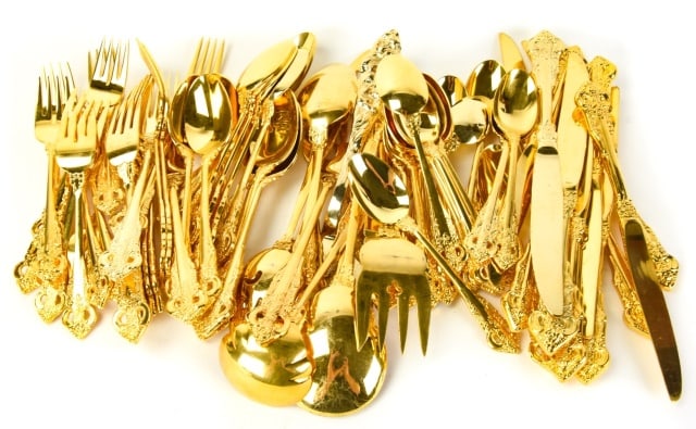 Stanley Roberts Gold Tone Flatware Set (1 of 6)