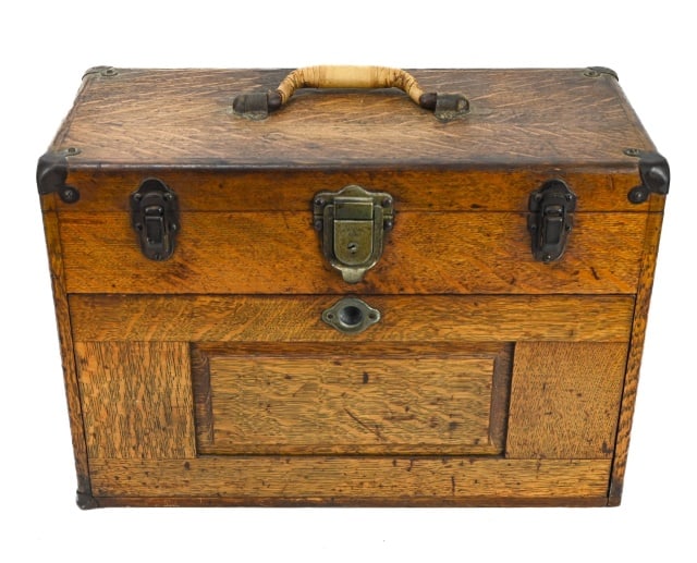 Antique Quarter Sawn Oak Machinist Tool Box (1 of 14)