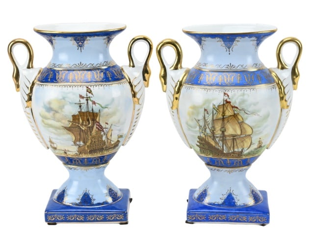 Pair Chinese Export Style Porcelain Amphora Vases (1 of 11)