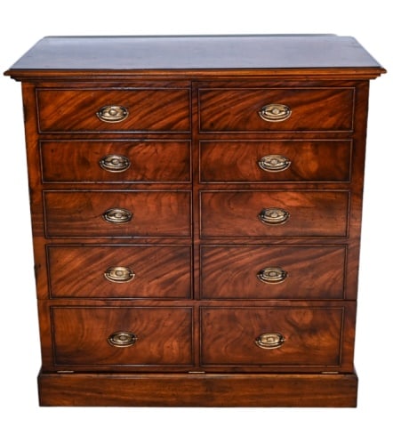 Georgian Style Entertainment Cabinet (1 of 13)