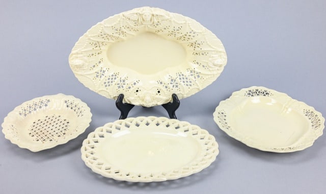 4 Antique Leedsware Creamware Oval Dishes (1 of 11)