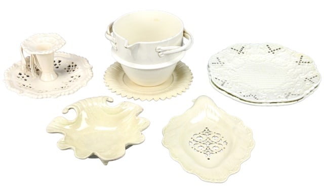 Collection  Antique Leedsware Creamware Containers (1 of 9)