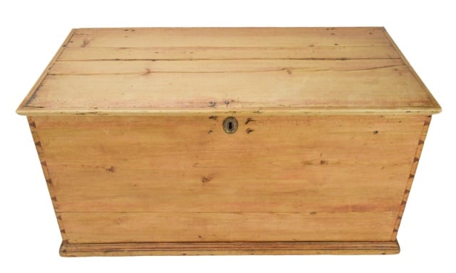 Vintage Pine Blanket Chest (1 of 8)