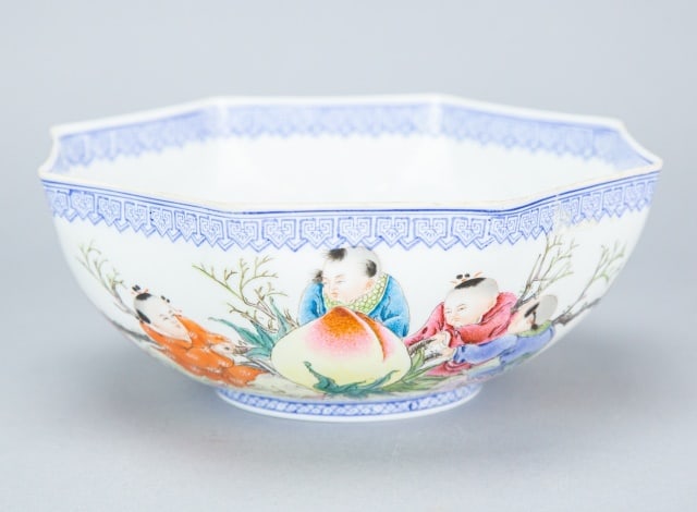 Chinese Republic Period Eggshell Porcelain Bowl (1 of 6)