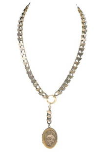 Antique 9K GF Book Chain with Locket: Antique 9K Gold Filled Book Chain with Locket, Chinoisserie Motif. Dog clip is 14K GF.Chain is 16 inches long.